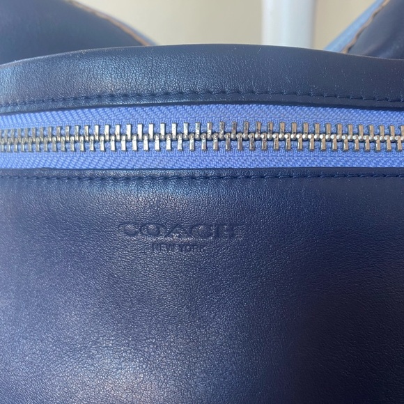 Coach 22414 Legacy Bucket - Picture 4 of 8